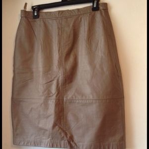 Comit Taupe Leather Skirt